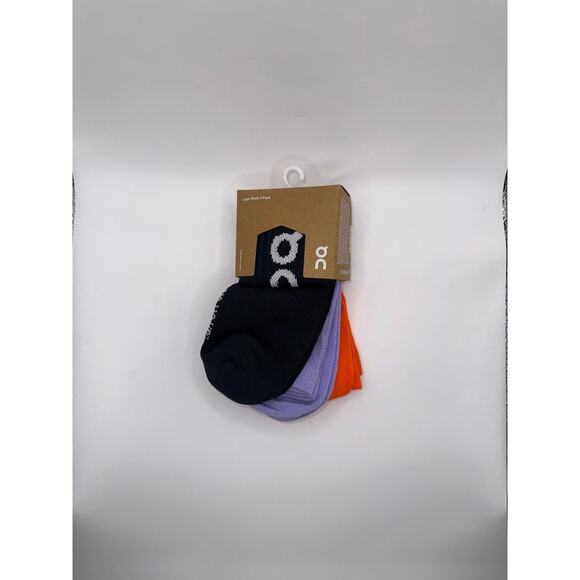 3 Pairs Size Medium 6-10 NWT On Cloud Socks Half-Calf Unisex - Picture 3 of 3